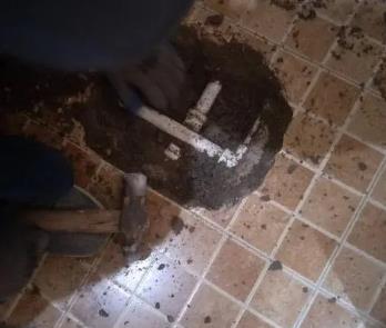 呼和浩特卫生间漏水维修公司为您分享下卫生间渗水如何处理及注意事项